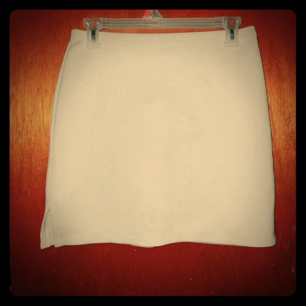 Cream Express Skirt
